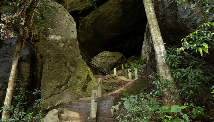 Belilena Cave